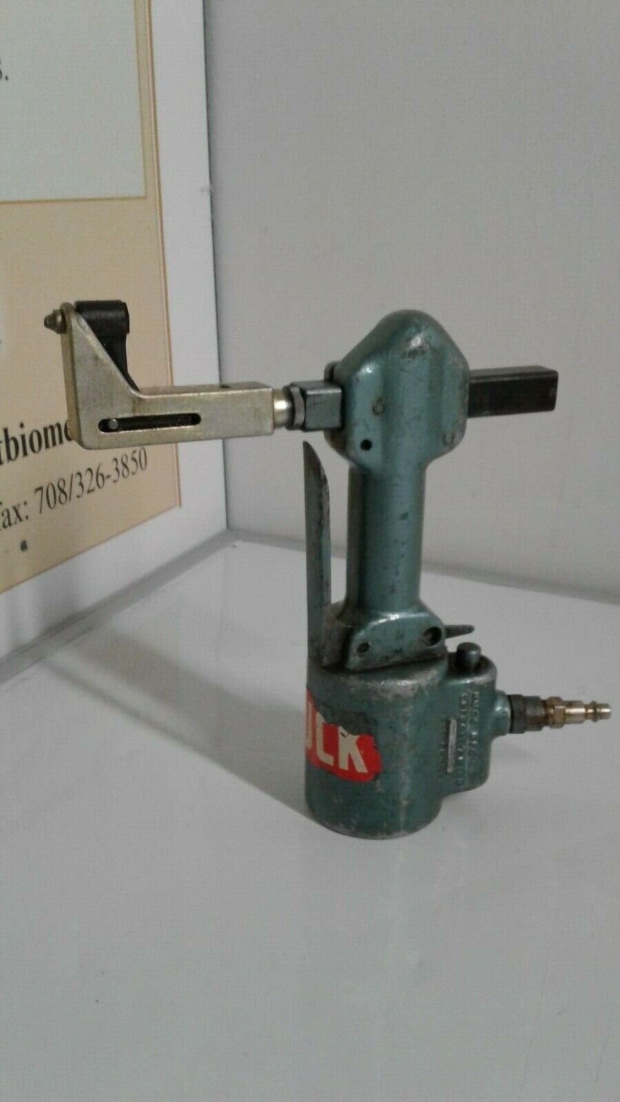 USED Huck Gun Riveter Aircraft Tool A93-2908 with Pivoting Swivel Head