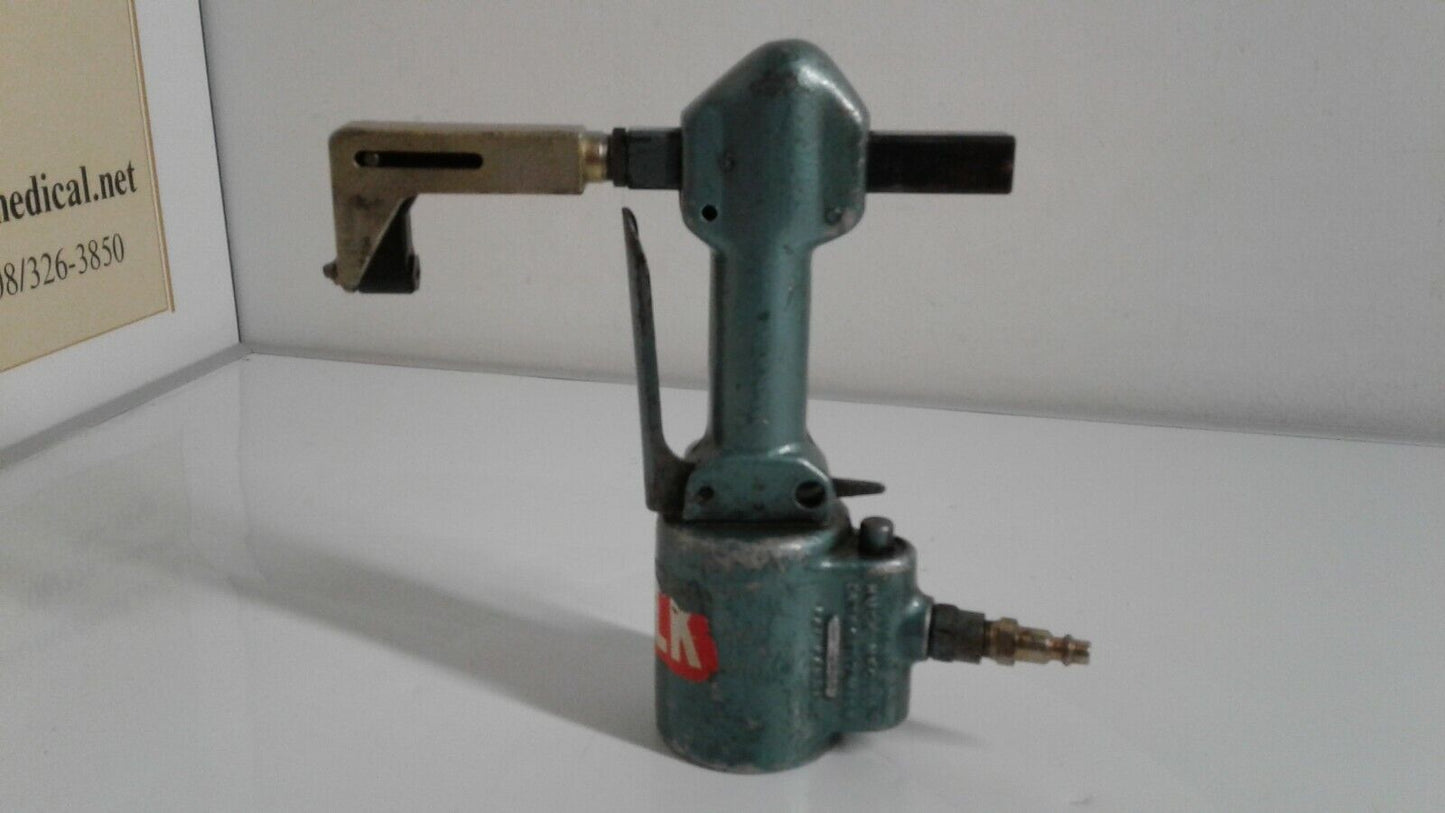 USED Huck Gun Riveter Aircraft Tool A93-2908 with Pivoting Swivel Head